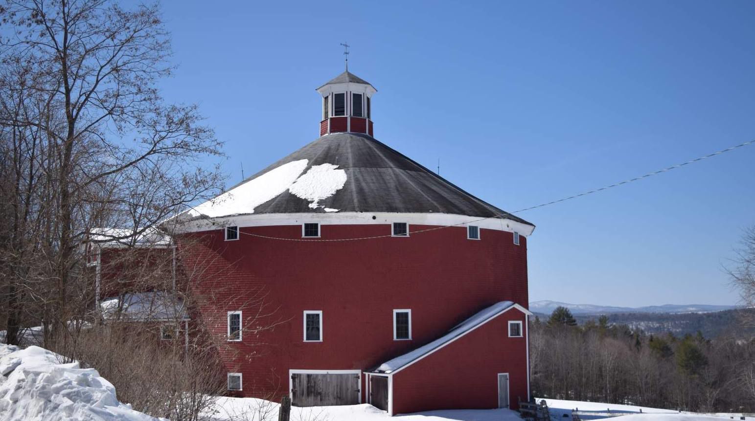 West View Round Barnd winter.jpg